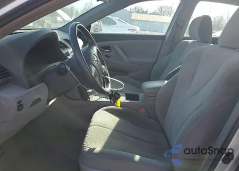 2008 Toyota Camry Ce z USA, uszkodzony, nr VIN 4T1BE46K18U222430